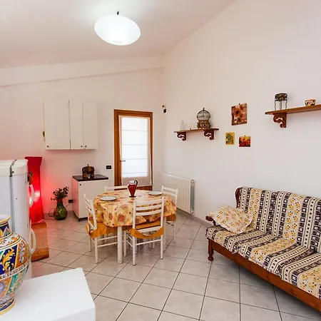 Apartment Ai Confini Del Sole *