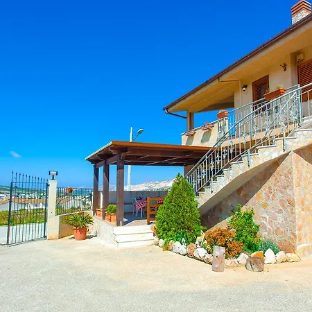 Apartment Ai Confini Del Sole Buseto Palizzolo